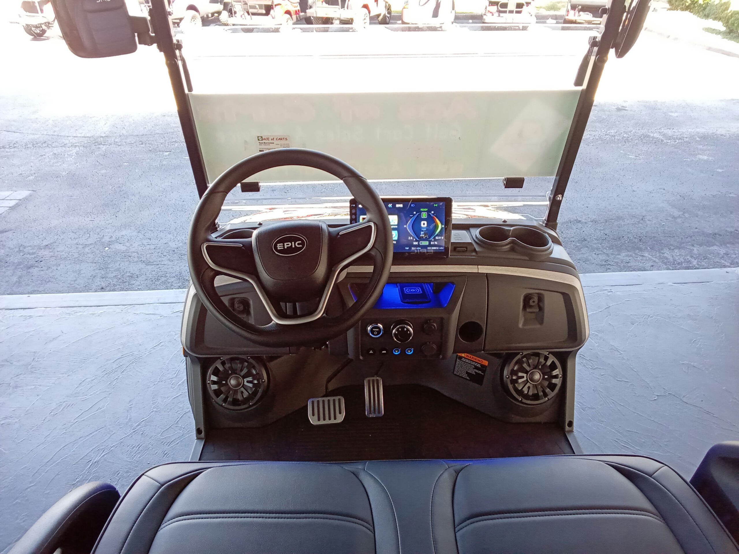 Epic E40FX 4-Pass Lithium Electric Lifted - Image 4